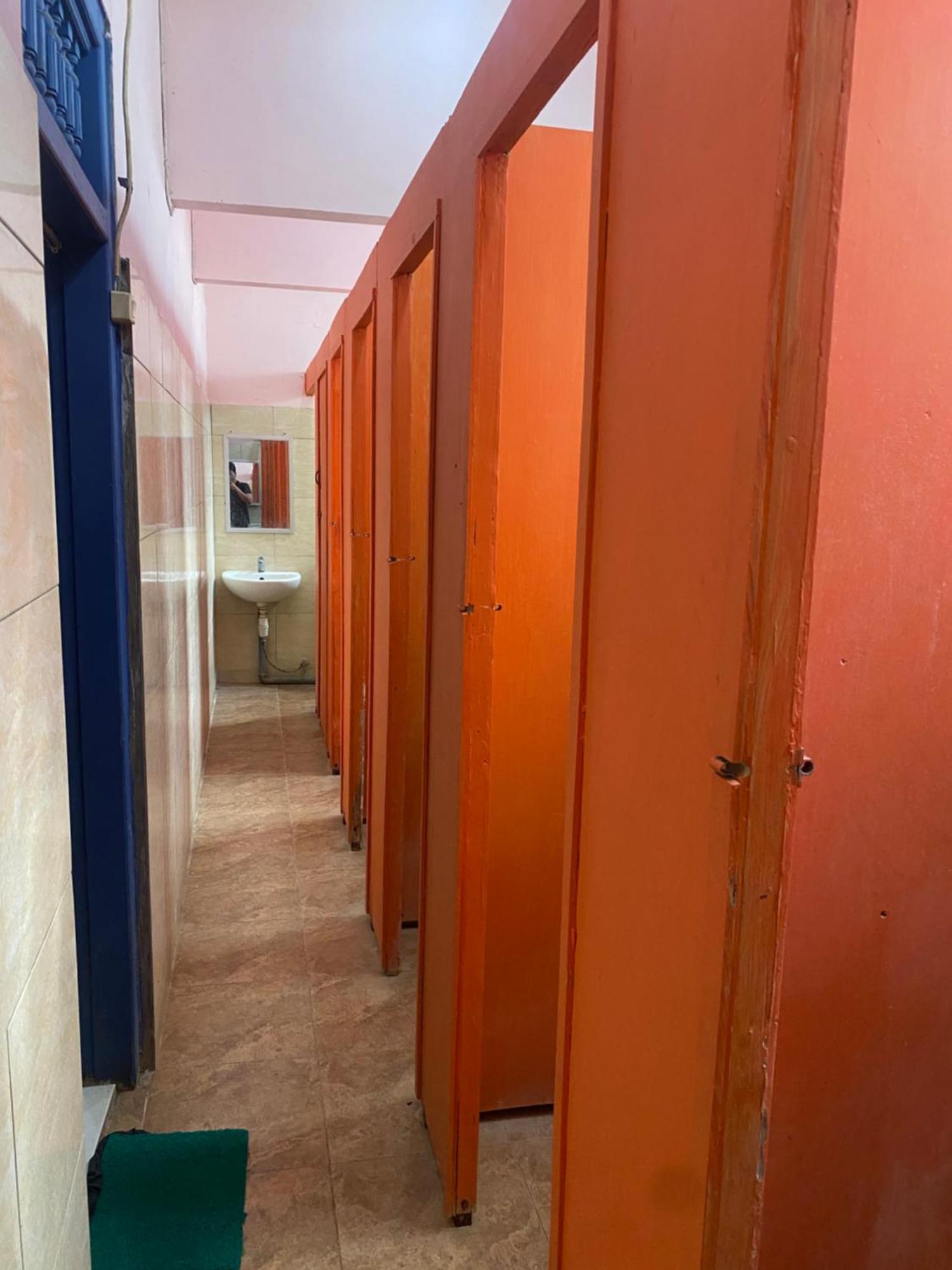 Cempaka Hostel ลาบวนบาโจ ภายนอก รูปภาพ